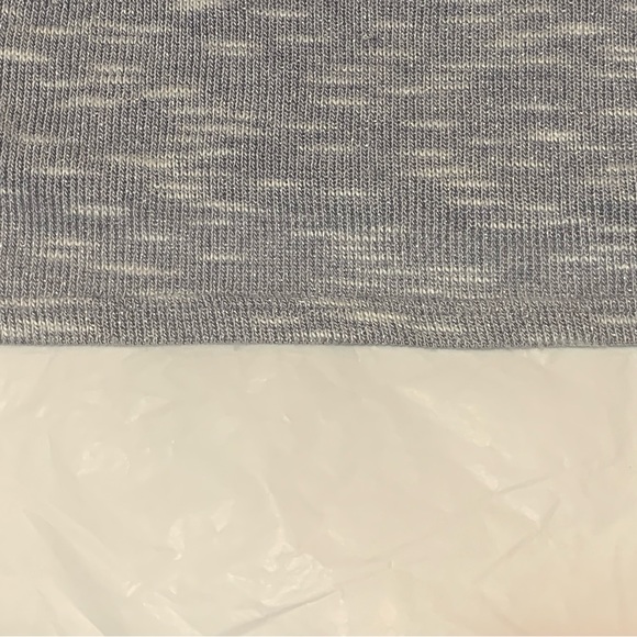 Retrology (Dress Barn) Shimmery Silver Turtleneck Sweater (size L) - Picture 8 of 8